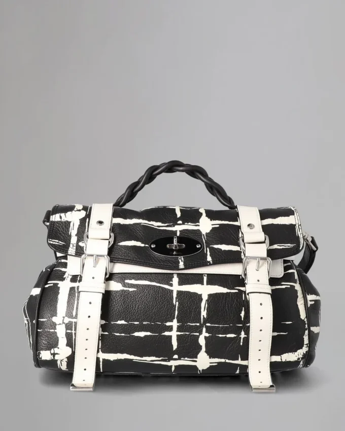 Alexa Pre-Loved Black & White Printed Check Pre-Loved Bags Alexa Pre-Loved Black & White Printed Check Pre-Loved Bags