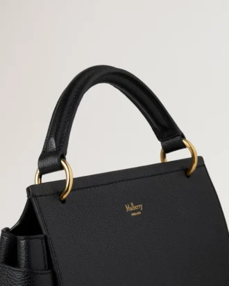 Amberley Handle Black Small Classic Grain Women