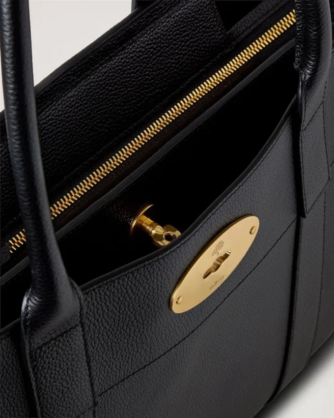 Bayswater 9 to 5 Black Small Classic Grain Women