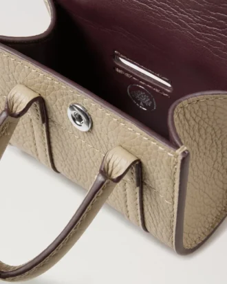 Bayswater Dog Bag Holder Dune & Oxblood Small Classic Grain Bayswater Dog Bag Holder Dune & Oxblood Small Classic Grain