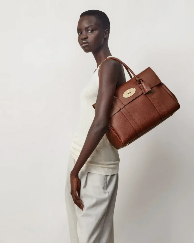 Bayswater in Oak Small Classic Grain Leather Bag Mulberry Bayswater in Oak Small Classic Grain Leather Bag Mulberry