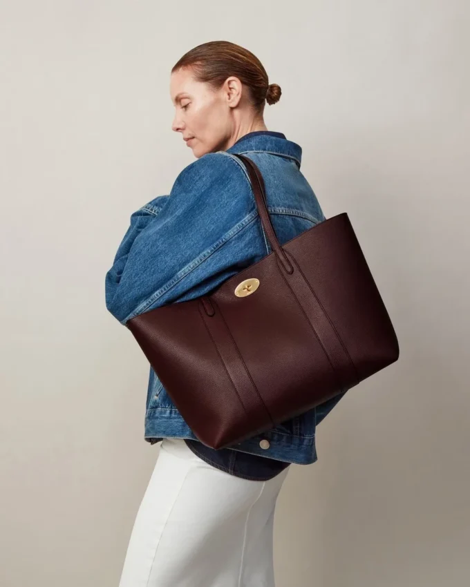 Bayswater Tote in Burgundy Small Classic Grain Leather Mulberry Bayswater Tote in Burgundy Small Classic Grain Leather Mulberry