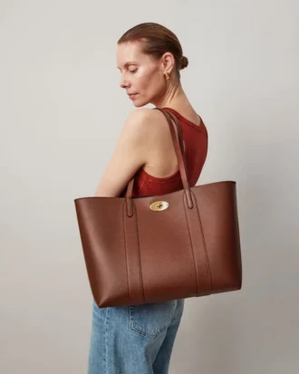 Bayswater Tote in Oak Small Classic Grain Shoulder Bag Mulberry
