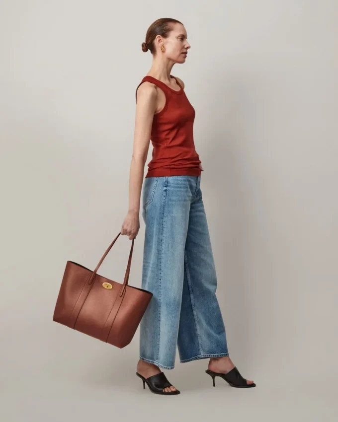 Bayswater Tote in Oak Small Classic Grain Shoulder Bag Mulberry Bayswater Tote in Oak Small Classic Grain Shoulder Bag Mulberry