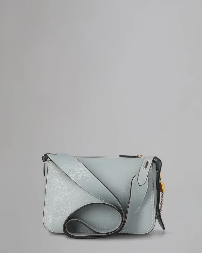 Billie Pre-Loved Cloud Small Classic Grain Pre-Loved Bags Billie Pre-Loved Cloud Small Classic Grain Pre-Loved Bags