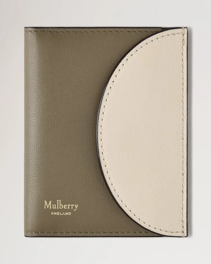 Compact Bifold Card Wallet Eggshell & Linen Green Micro Classic Grain Compact Bifold Card Wallet Eggshell & Linen Green Micro Classic Grain