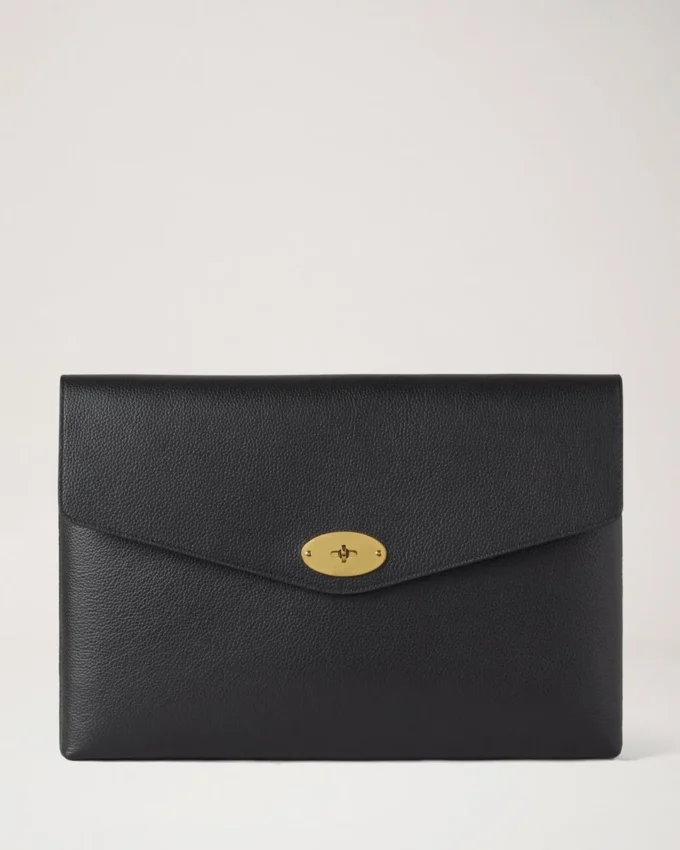 Darley Envelope Pouch Black Small Classic Grain