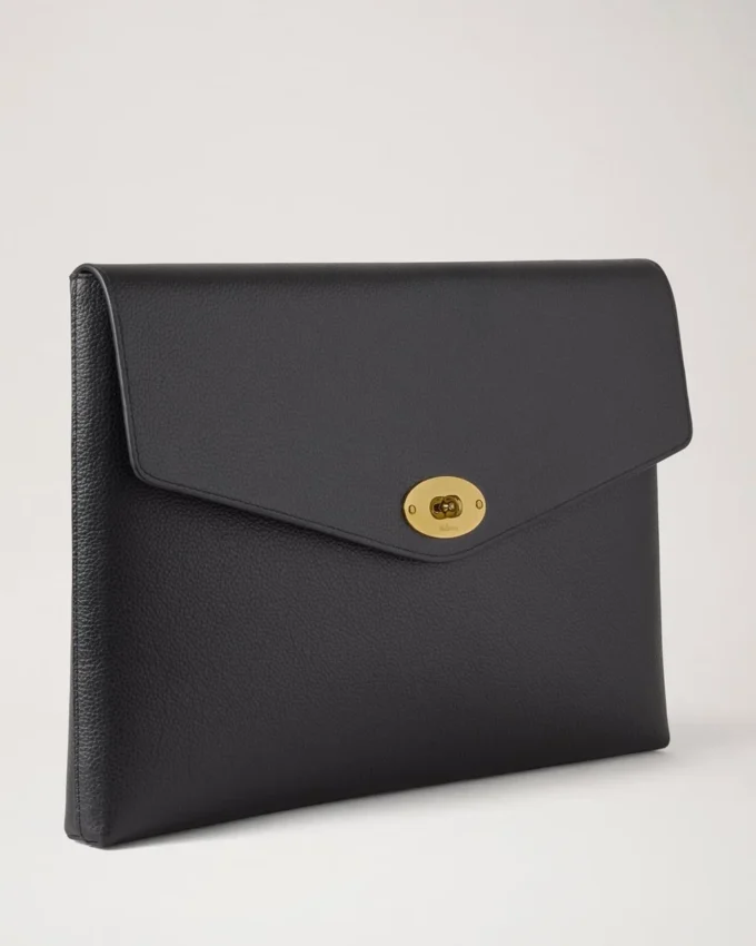 Darley Envelope Pouch Black Small Classic Grain