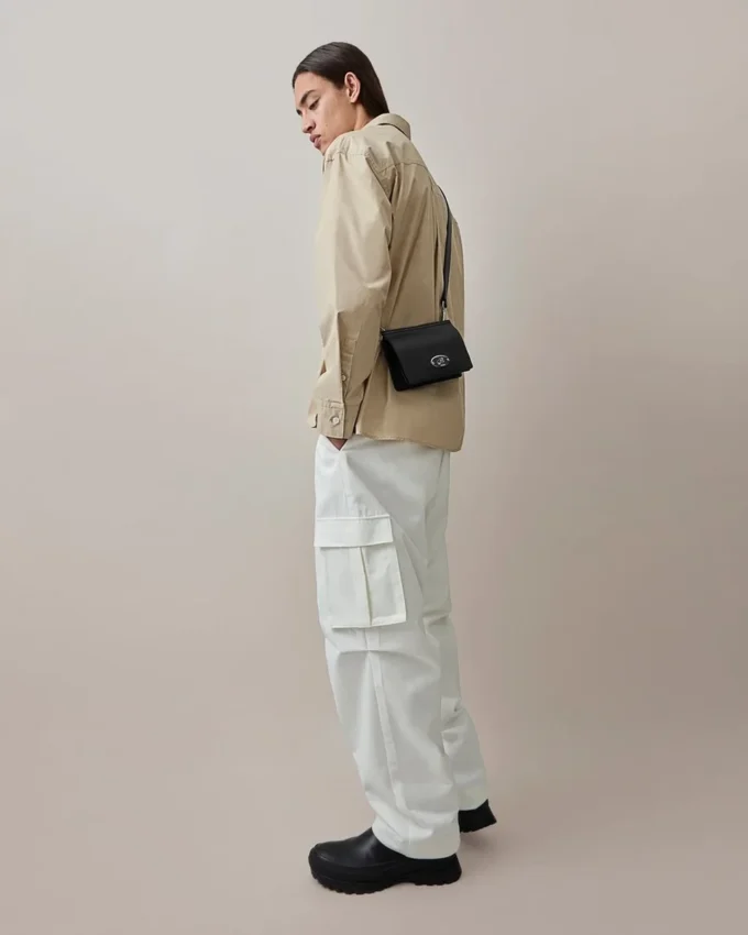 East West Antony Black Small Classic Grain Women East West Antony Black Small Classic Grain Women