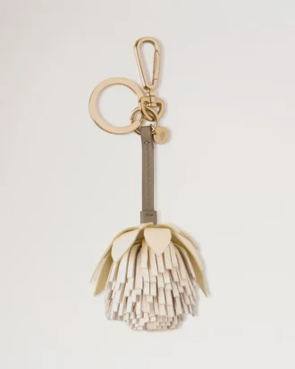 Flower Keyring – Pom Pom Buttermilk & Eggshell Mixed Material