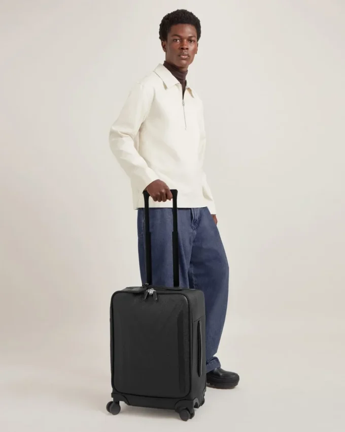 Heritage 4 Wheel Suitcase Black Bioveg Scotchgrain