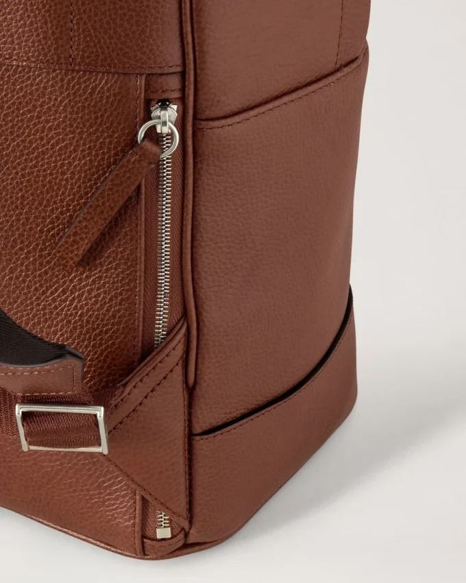 Heritage Zipped Backpack Oak Two-Tone Small Classic Grain Heritage Zipped Backpack Oak Two-Tone Small Classic Grain