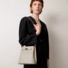 Islington Bucket Chalk Small Classic Grain Women Islington Bucket Chalk Small Classic Grain Women
