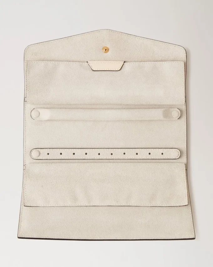 Jewellery Roll Eggshell Micro Classic Grain Lifestyle