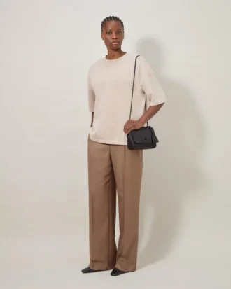 Lily Black Natural Grain Women