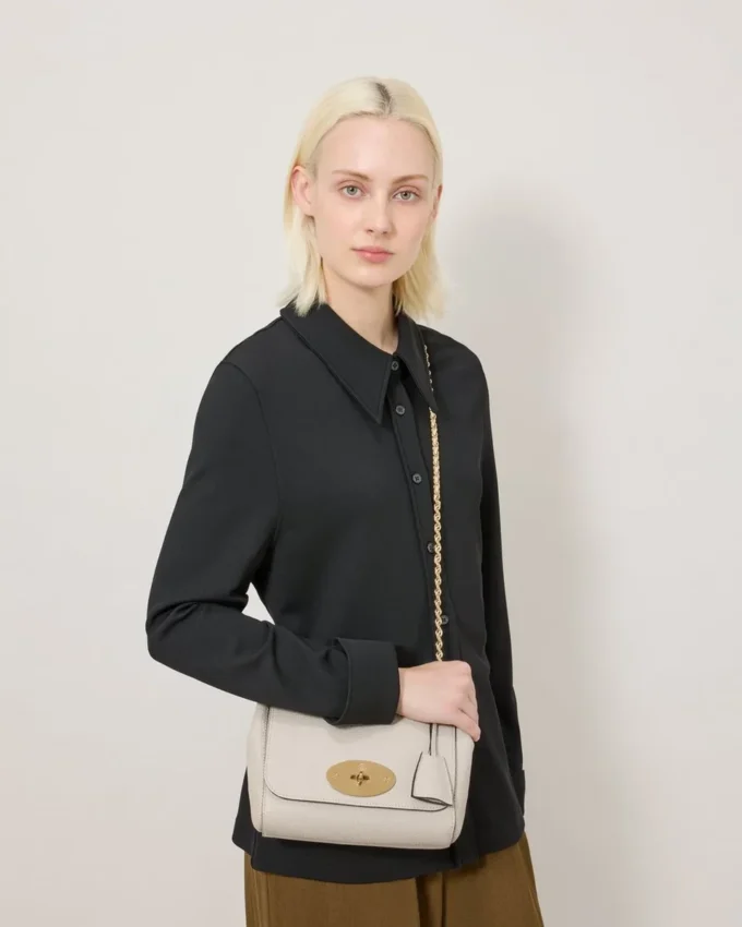 Lily Chalk Heavy Grain Women