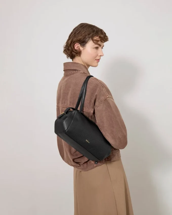 Meadow Small Shoulder Bag Black Natural Grain Mini & Micro Bags Meadow Small Shoulder Bag Black Natural Grain Mini & Micro Bags