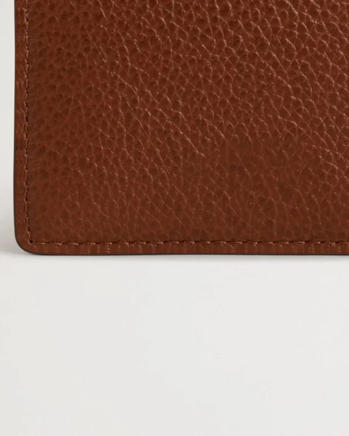 Passport Cover Oak Two-Tone Small Classic Grain Passport Cover Oak Two-Tone Small Classic Grain