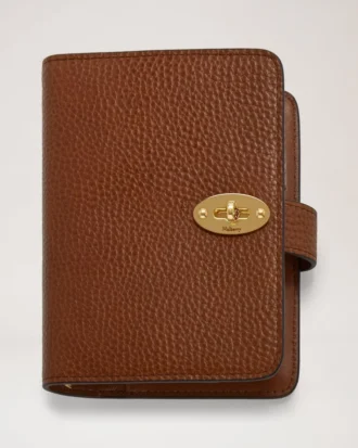 Postman’s Lock Pocket Book Oak Small Classic Grain