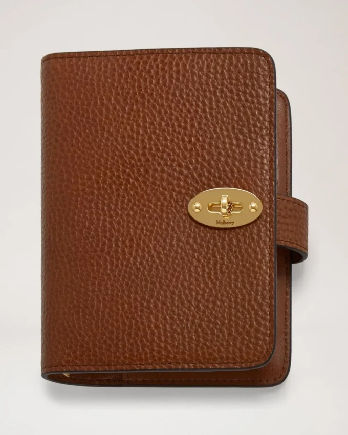 Postman’s Lock Pocket Book Oak Small Classic Grain Postman’s Lock Pocket Book Oak Small Classic Grain