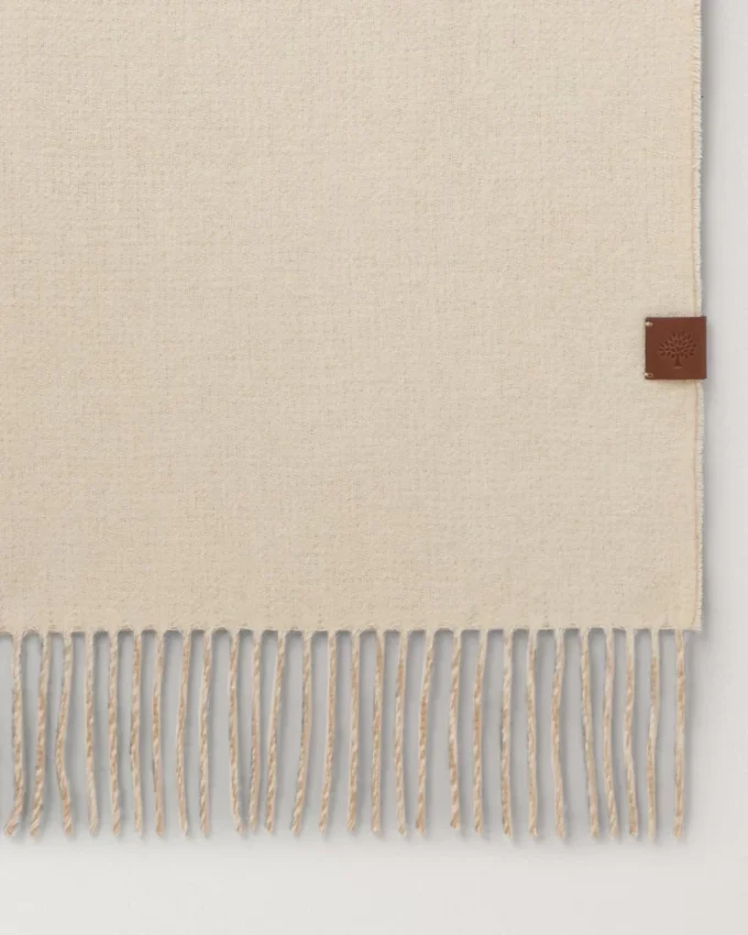 Reversible Cashmere Bi-Colour Scarf Eggshell & Camel Cashmere Reversible Cashmere Bi-Colour Scarf Eggshell & Camel Cashmere