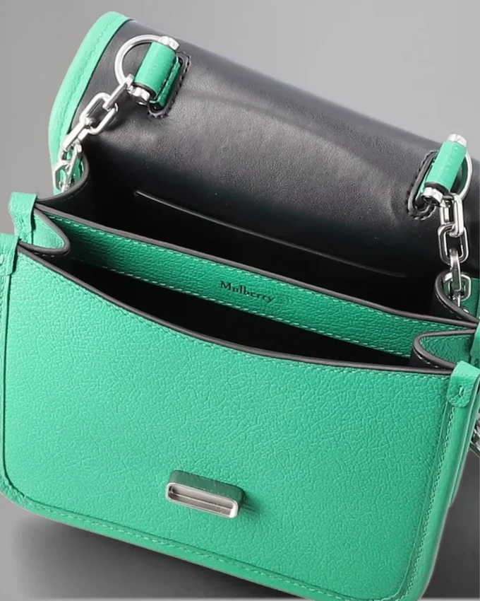 Sadie Square Pre-Loved Lawn Green Silky Calf Pre-Loved Bags