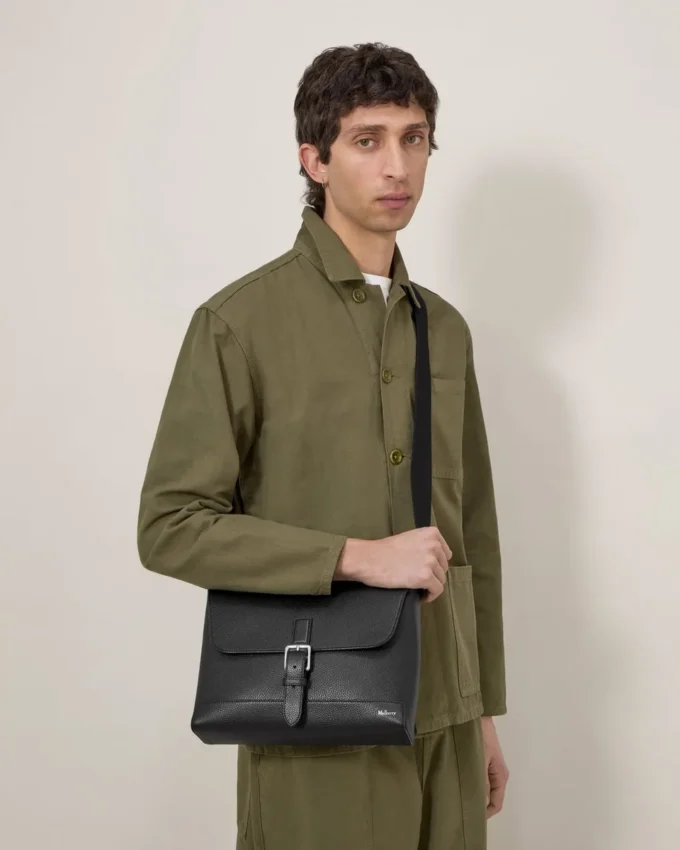 Small Chiltern Crossbody Messenger Black Small Classic Grain Small Chiltern Crossbody Messenger Black Small Classic Grain