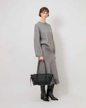 Small Soft Bayswater Black Heavy Grain Gifts