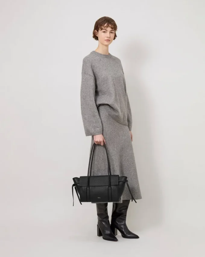 Small Soft Bayswater Black Heavy Grain Gifts