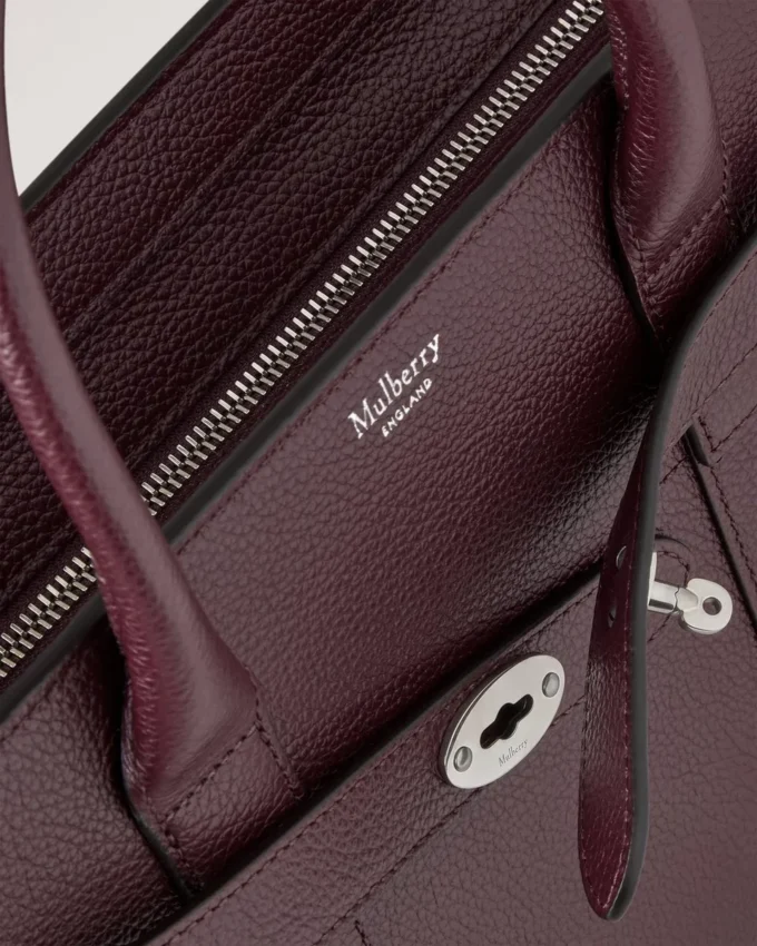 Small Zipped Bayswater Black Cherry Small Classic Grain Small Zipped Bayswater Black Cherry Small Classic Grain