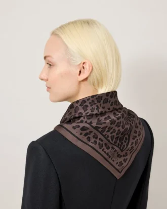 Square Scarf – Leopard Ebony Silk Twill Women